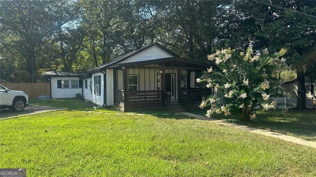 3 bedroom, 2 bathroom single family residence for sale at 102 Oak Street, Summerville, GA 30747