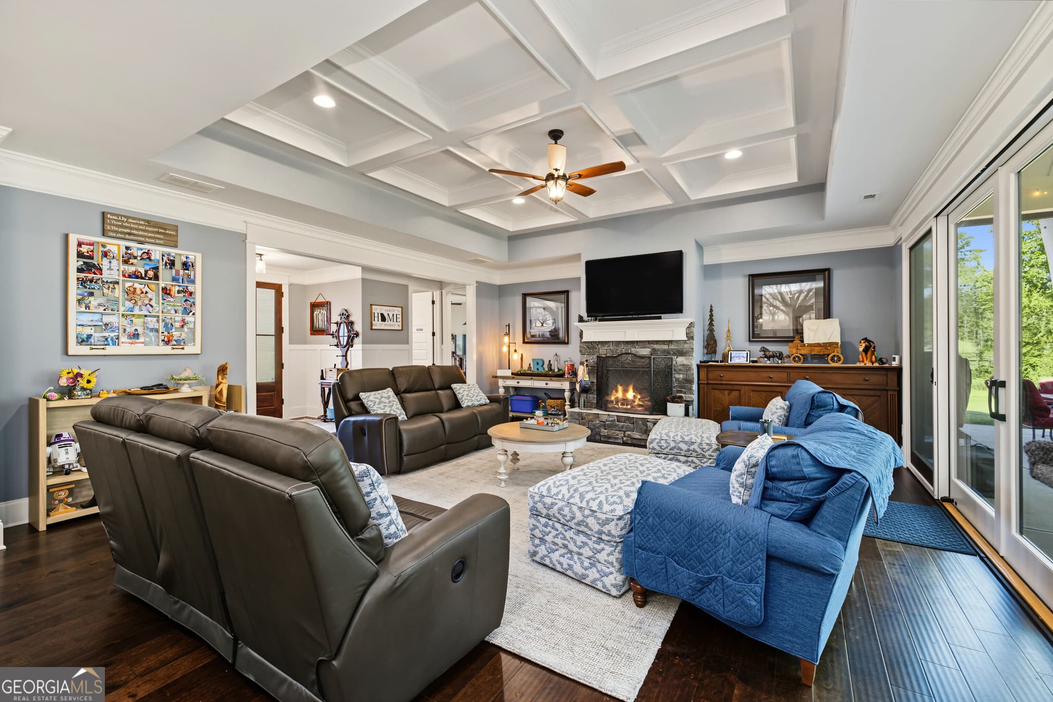 4 bedroom, 3.5 bathroom, 3,369 sq ft single family residence for sale at 97 Brinley Drive, Sharpsburg, GA 30277 — photo 10