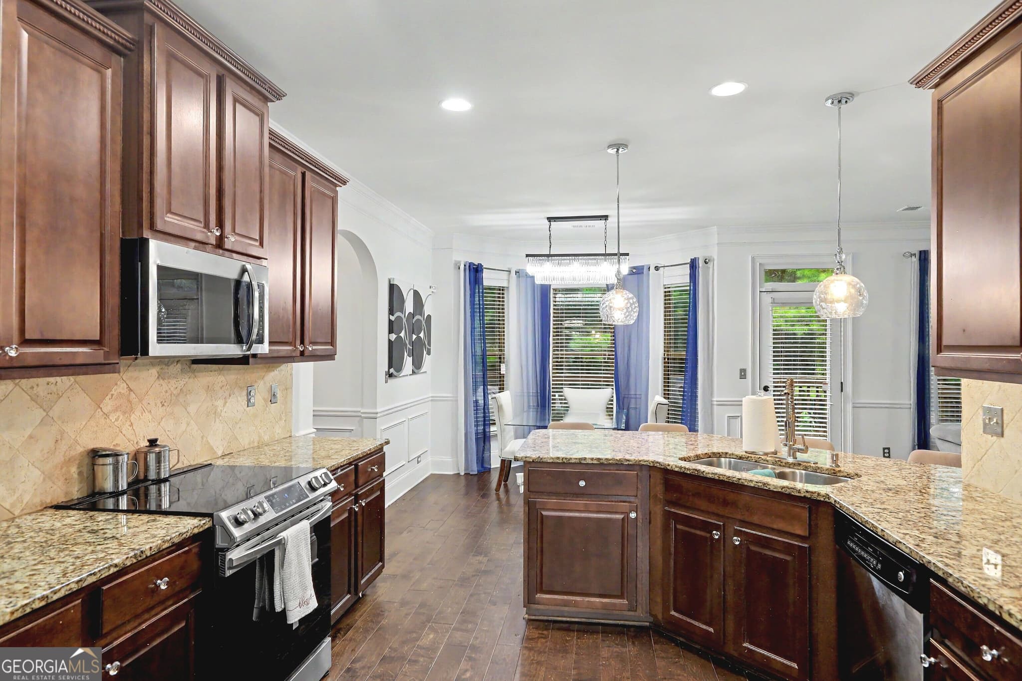 5 bedroom, 3 bathroom, 3,608 sq ft single family residence for sale at 825 Belmar Pass # 7, Fairburn, GA 30213 — photo 7