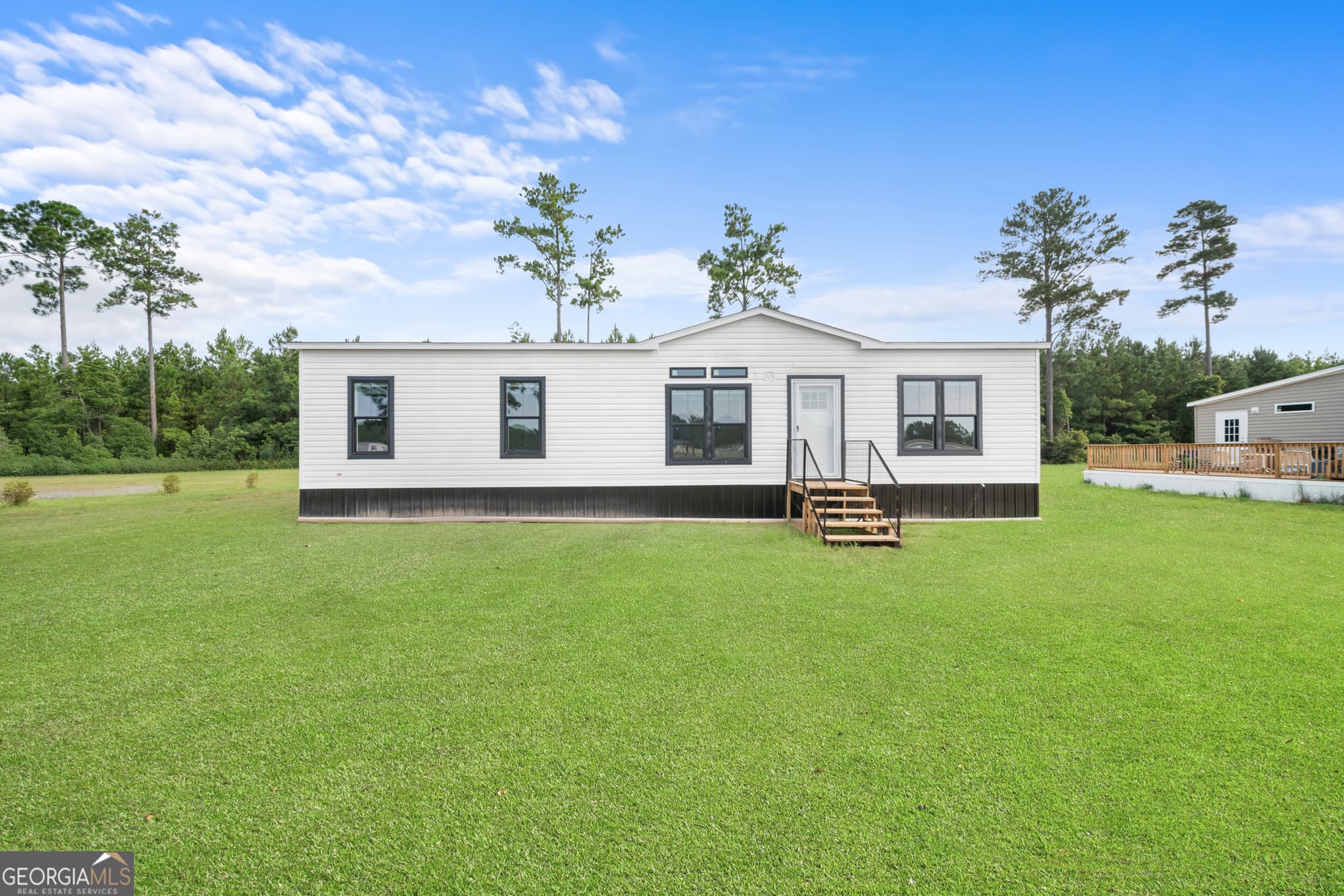 4 bedroom, 2 bathroom, 1,525 sq ft single family residence for sale at 1298 Speckled Trout Circle, Townsend, GA 31331