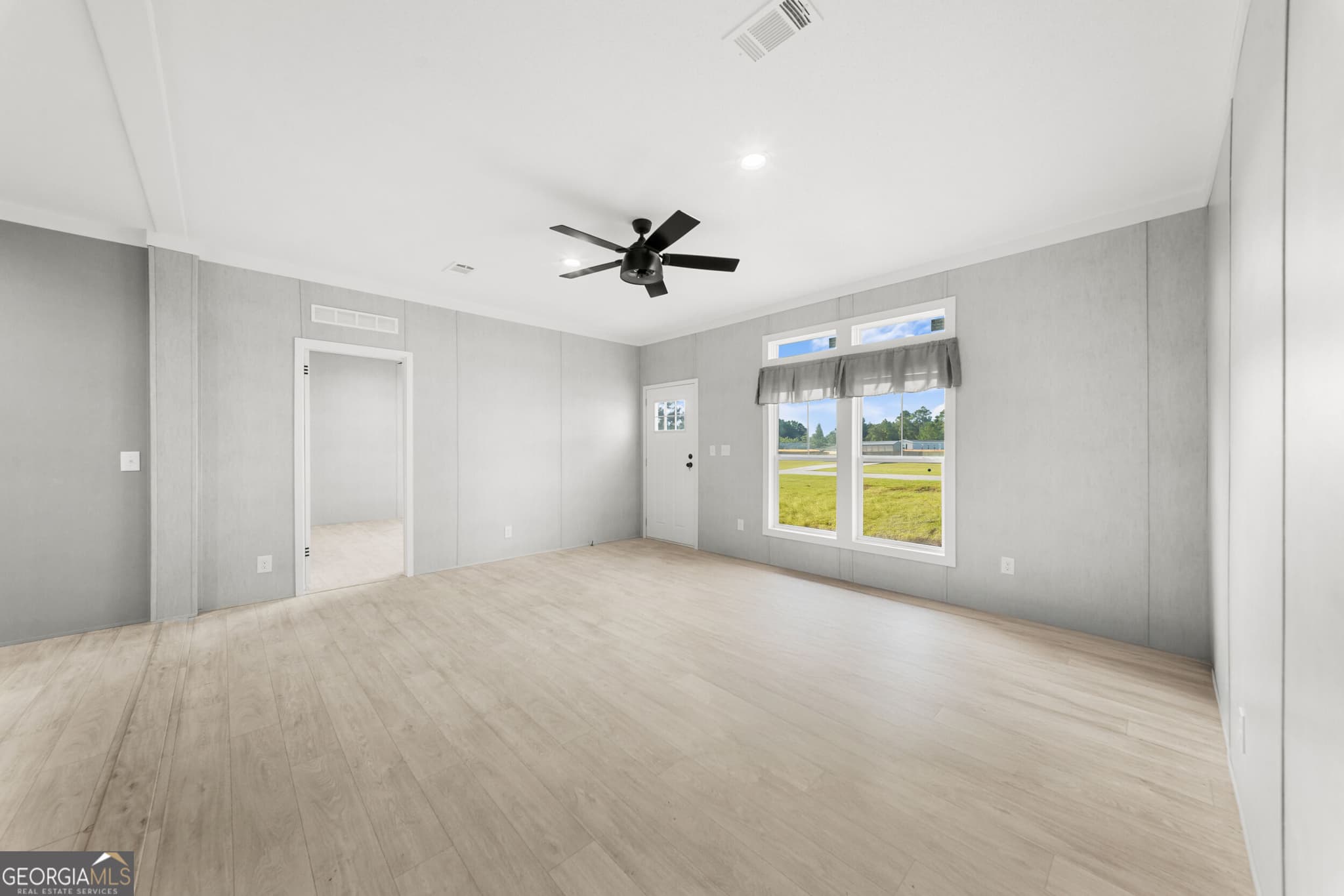 4 bedroom, 2 bathroom, 1,525 sq ft single family residence for sale at 1298 Speckled Trout Circle, Townsend, GA 31331 — photo 9