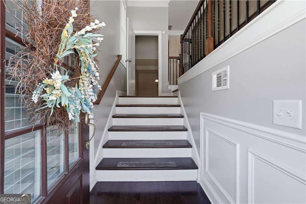 4 bedroom, 3.5 bathroom, 2,720 sq ft townhouse for sale at 3185 Quinn Place, Chamblee, GA 30341 — photo 2
