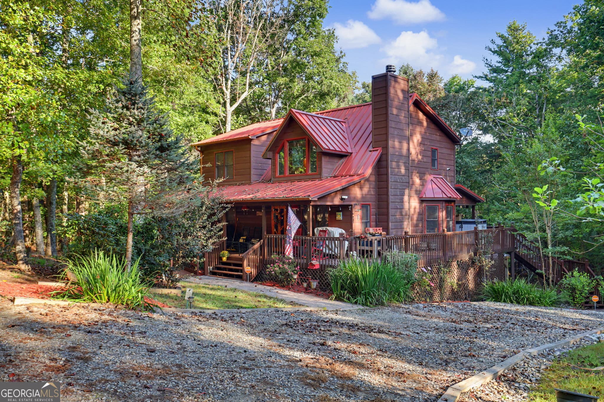 3 bedroom, 2.5 bathroom, 2,616 sq ft cabin,single family residence under contract at 540 Emerine Road, Blairsville, GA 30512 — photo 5