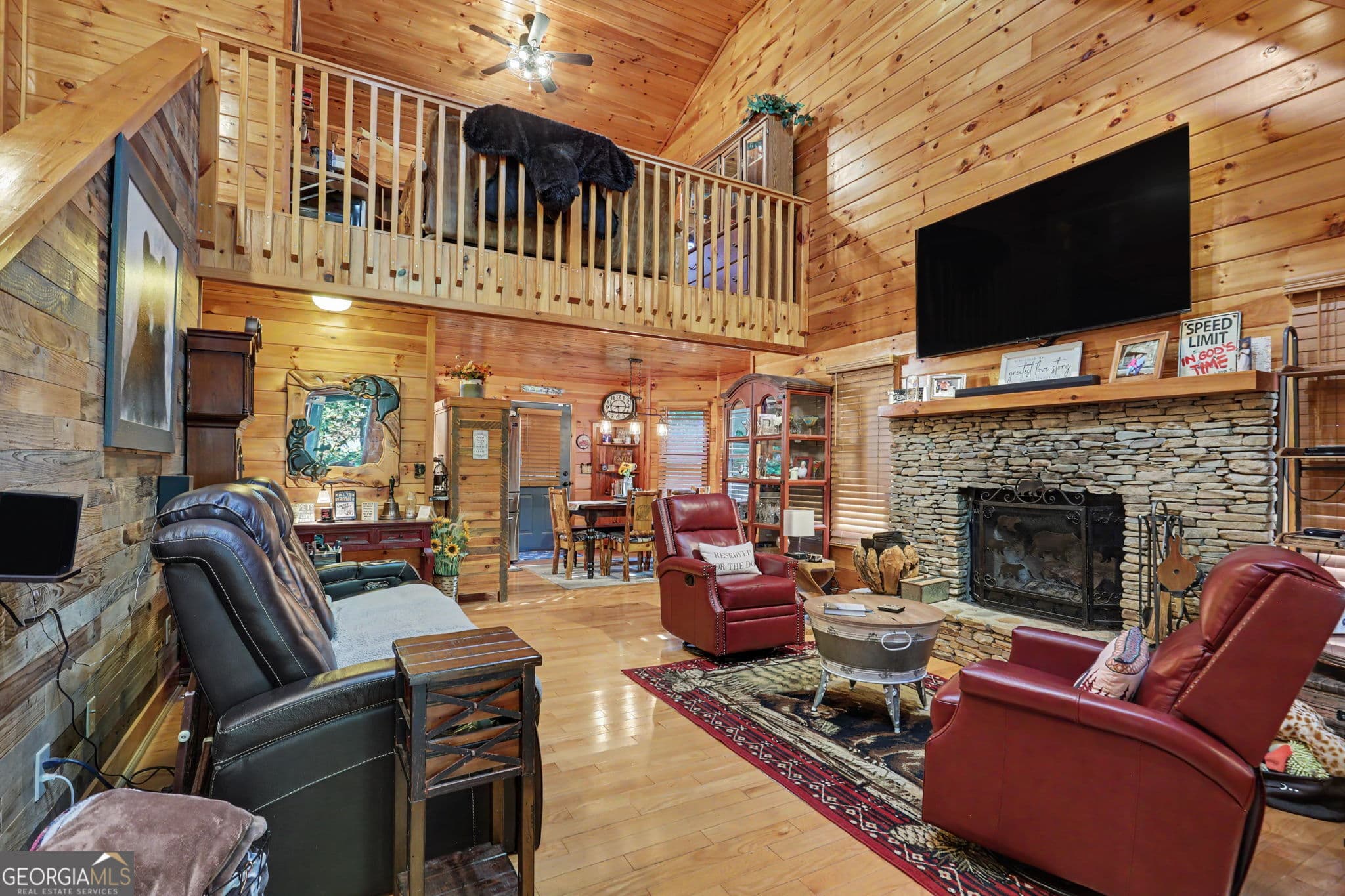 3 bedroom, 2.5 bathroom, 2,616 sq ft cabin,single family residence under contract at 540 Emerine Road, Blairsville, GA 30512 — photo 10