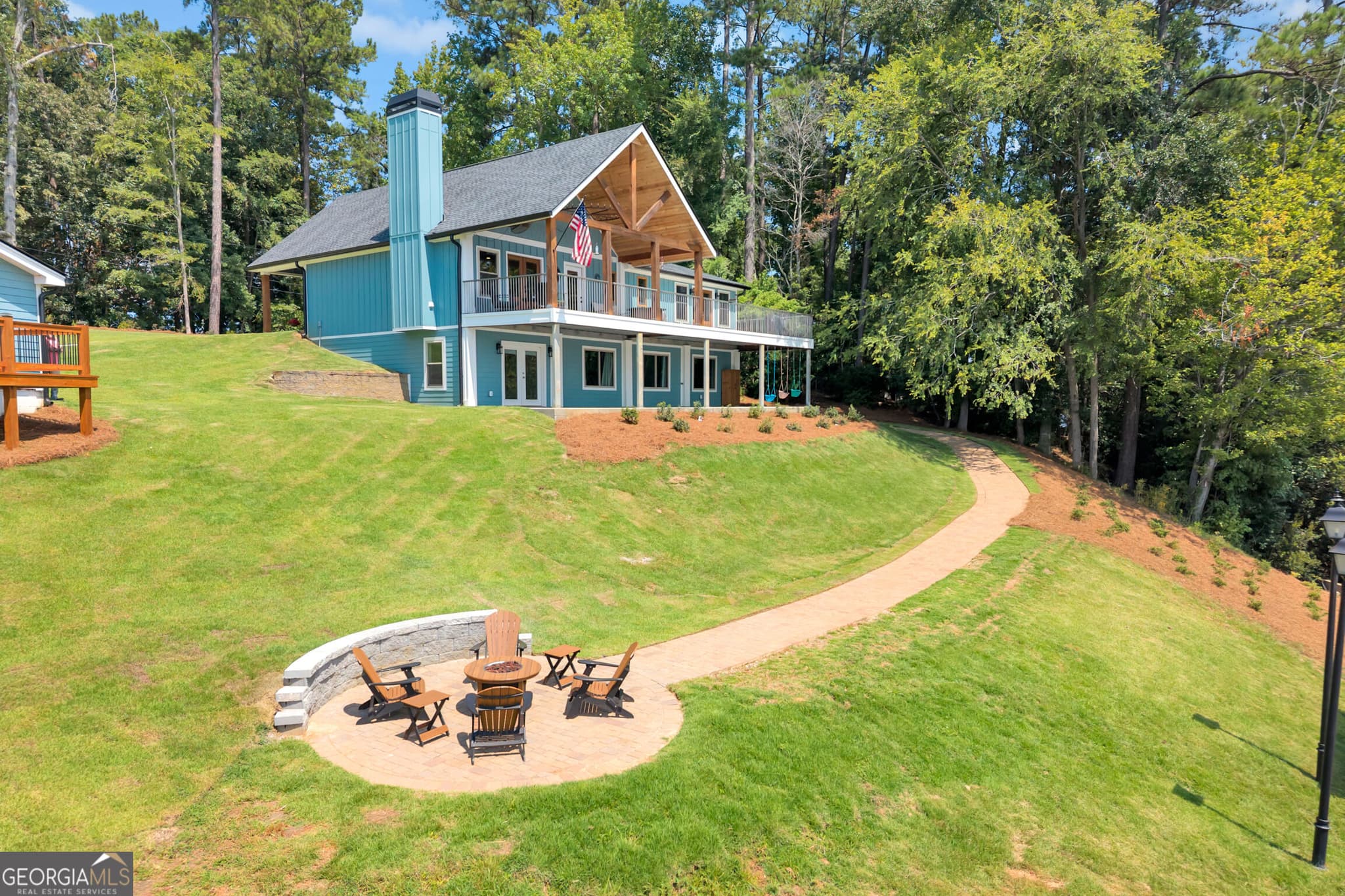 4 bedroom, 2.5 bathroom, 2,600 sq ft single family residence for sale at 216 Quail Trail, Jackson, GA 30233 — photo 2
