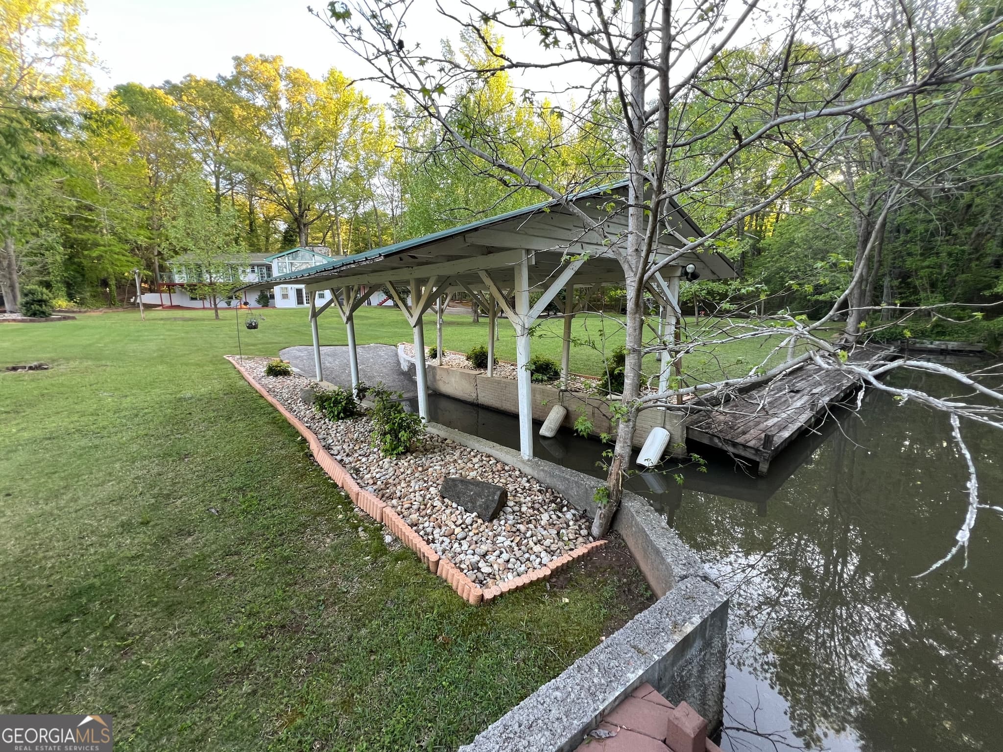 6 bedroom, 3 bathroom, 3,862 sq ft single family residence for sale at 2316 Emerald Drive, Jonesboro, GA 30236 — photo 9