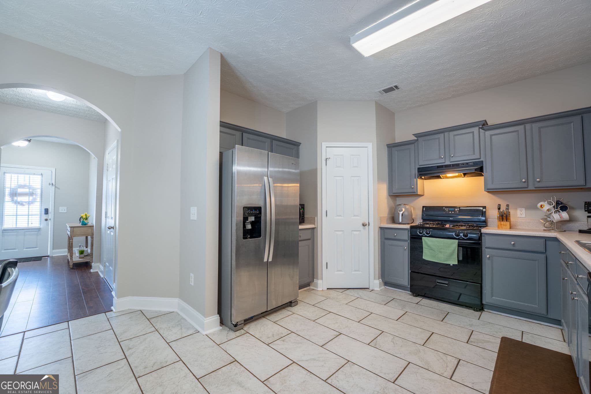 3 bedroom, 2.5 bathroom, 1,733 sq ft townhouse for sale at 4 Madaline Lane, Dawsonville, GA 30534 — photo 9
