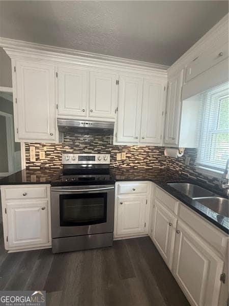 4 bedroom, 2.5 bathroom, 2,726 sq ft single family residence for sale at 2031 Lakewood Circle, Grayson, GA 30017 — photo 8