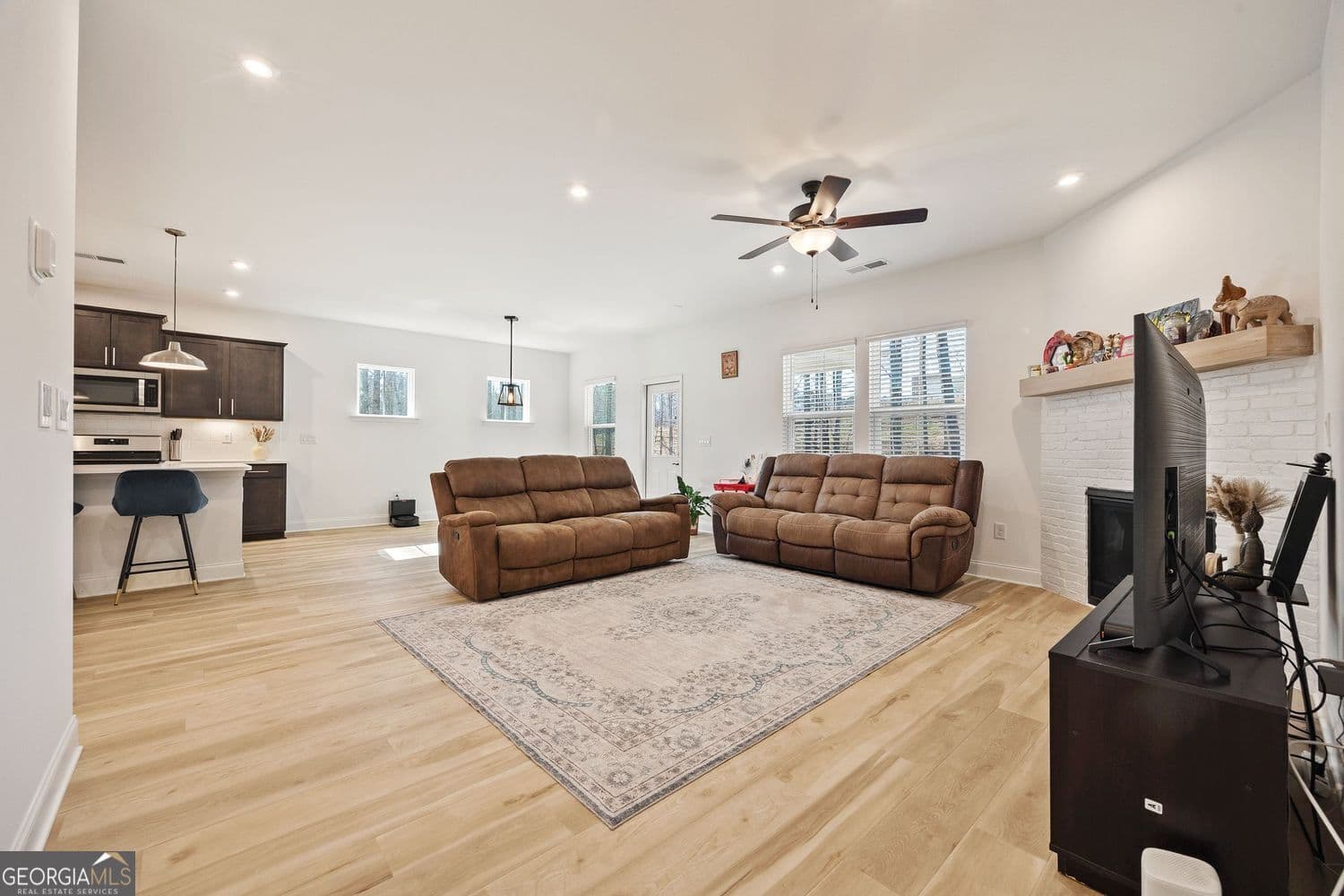 5 bedroom, 3 bathroom, 3,058 sq ft single family residence for sale at 1612 Tide Mill Road, Cumming, GA 30040 — photo 9