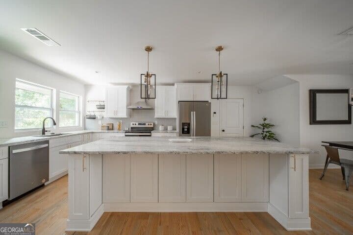 4 bedroom, 3 bathroom, 3,107 sq ft single family residence for rent at 3154 N Druid Hills Road, Decatur, GA 30033 for $5,100 a month — photo 10