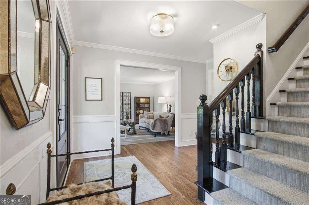 4 bedroom, 3.5 bathroom, 4,156 sq ft single family residence for sale at 5018 Trailridge Way, Dunwoody, GA 30338 — photo 6