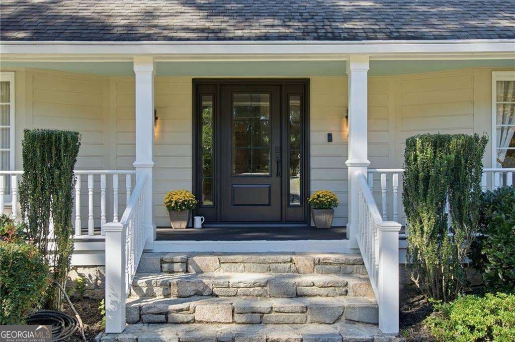 4 bedroom, 3.5 bathroom, 4,156 sq ft single family residence for sale at 5018 Trailridge Way, Dunwoody, GA 30338 — photo 3