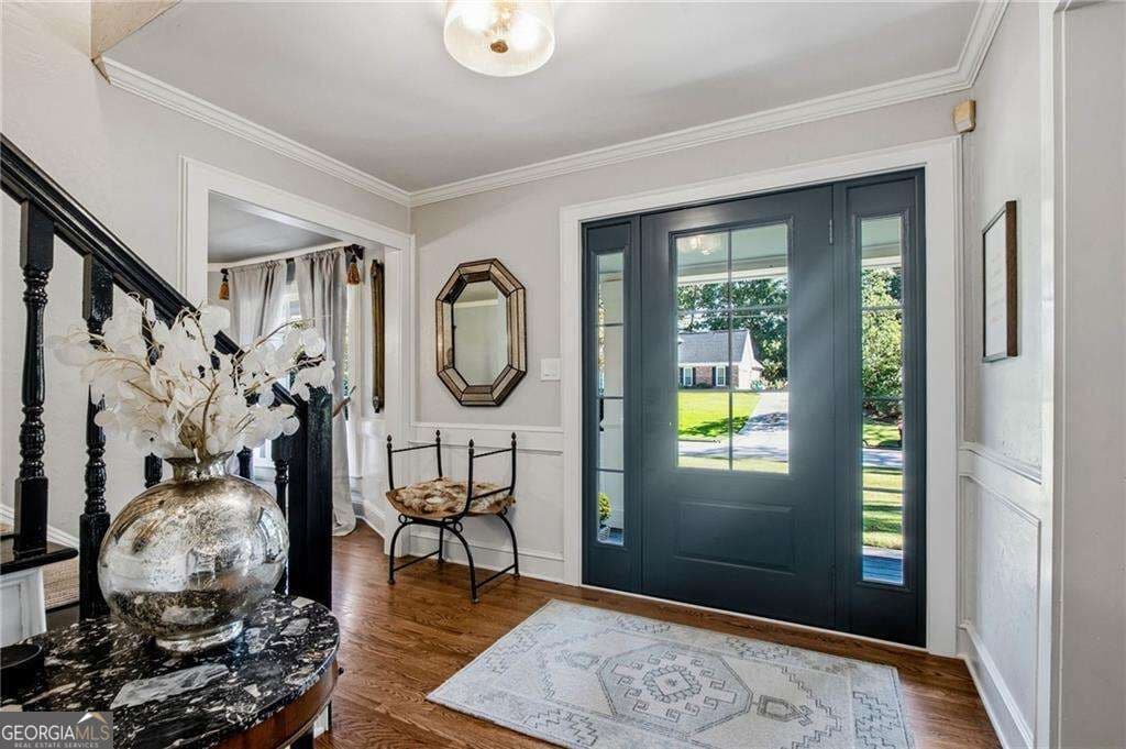 4 bedroom, 3.5 bathroom, 4,156 sq ft single family residence for sale at 5018 Trailridge Way, Dunwoody, GA 30338 — photo 5