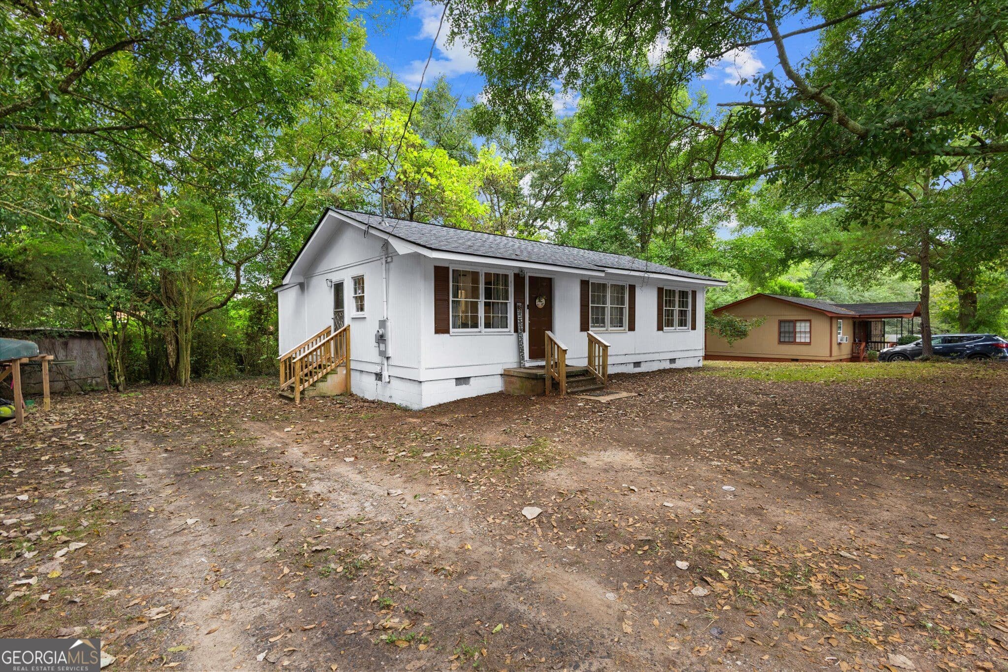 4 bedroom, 2 bathroom, 912 sq ft single family residence for sale at 11 Dew Place, Forsyth, GA 31029 — photo 6