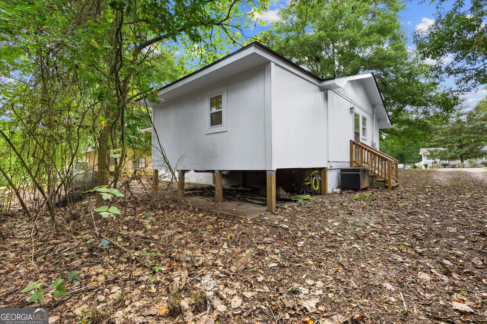 4 bedroom, 2 bathroom, 912 sq ft single family residence for sale at 11 Dew Place, Forsyth, GA 31029 — photo 7