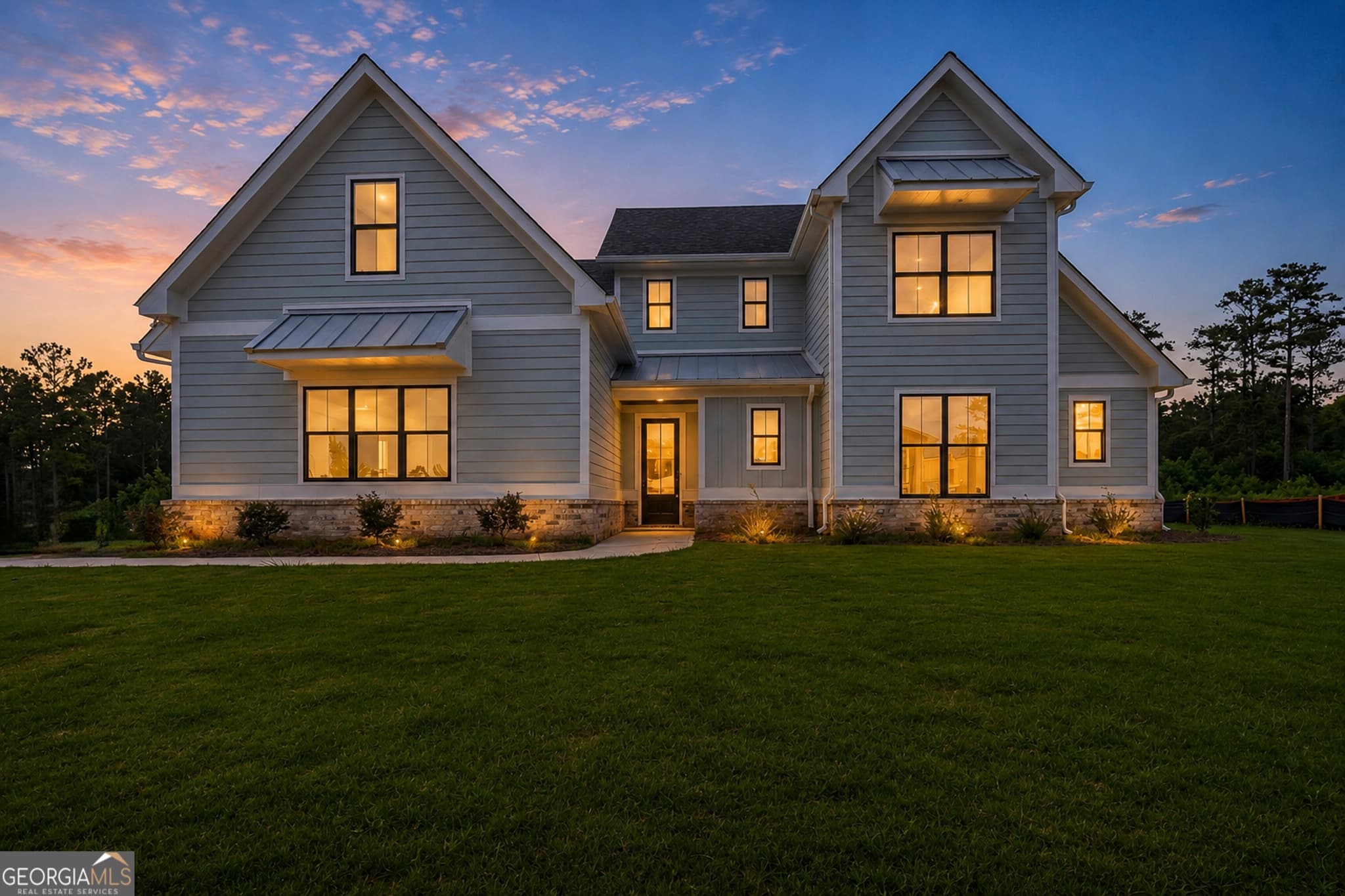 4 bedroom, 4.5 bathroom, 2,911 sq ft single family residence for sale at 155 Hawthorne Lane, Forsyth, GA 31029 — photo 2
