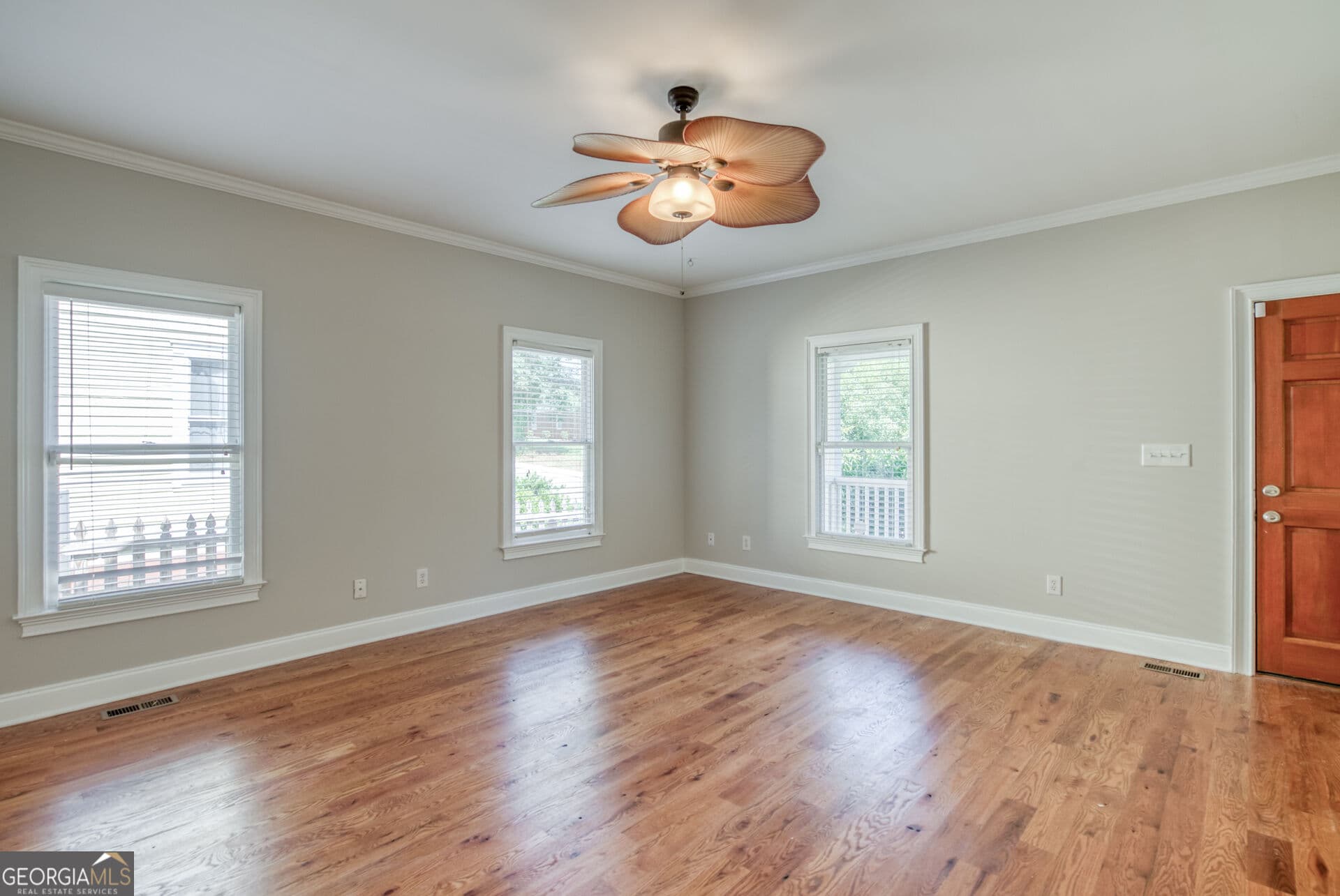 2 bedroom, 2 bathroom, 1,160 sq ft single family residence for rent at 264 E Jefferson Street, Madison, GA 30650 for $1,900 a month — photo 6