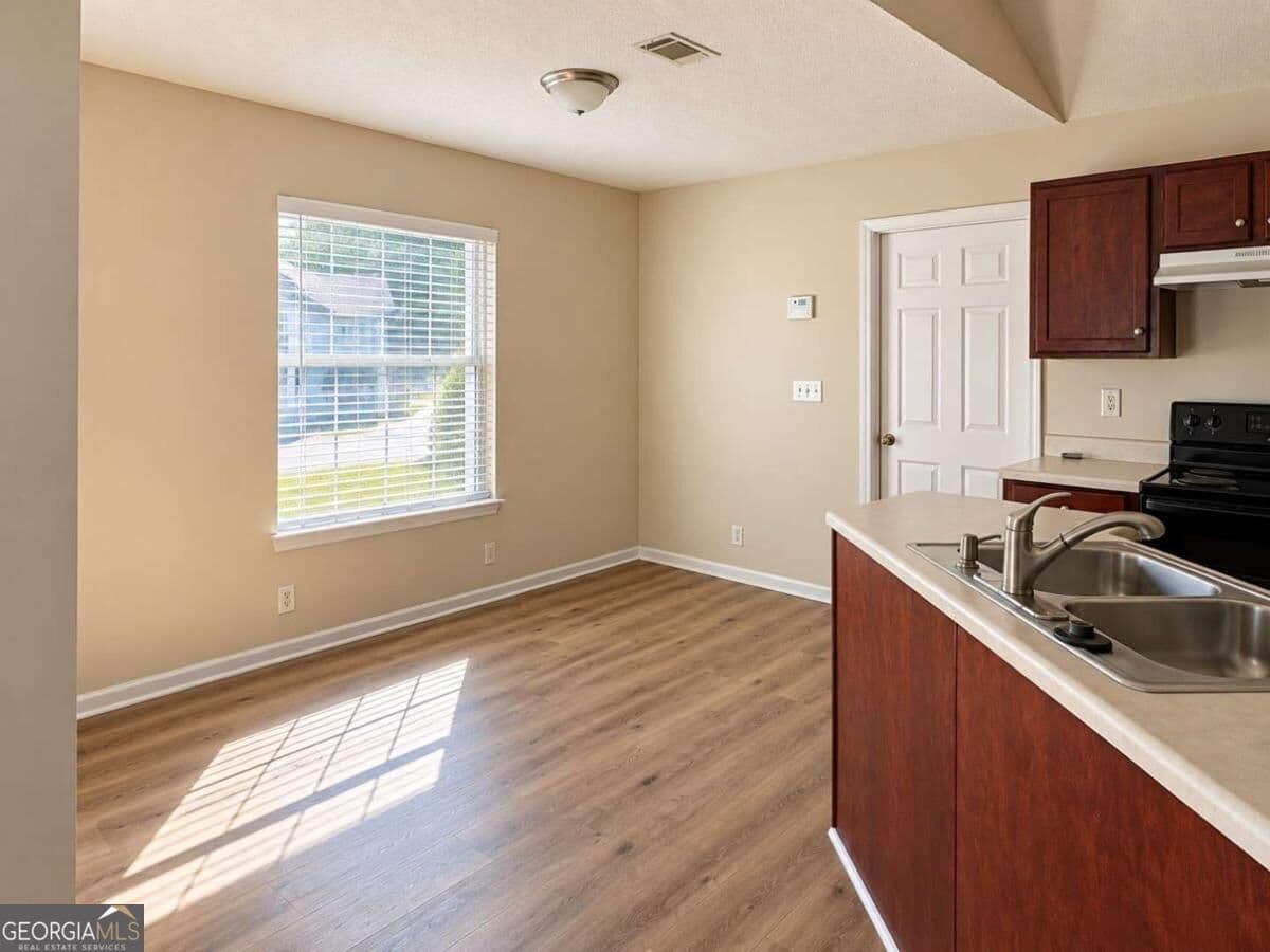 3 bedroom, 2 bathroom, 1,375 sq ft single family residence for rent at 111 Sago Palm Drive, Kingsland, GA 31548 for $1,900 a month — photo 7
