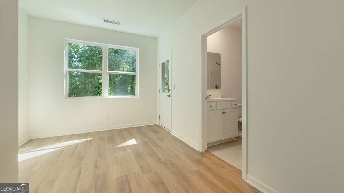 3 bedroom, 3.5 bathroom townhouse for sale at 1306 Lakota Place, Atlanta, GA 30315 — photo 7