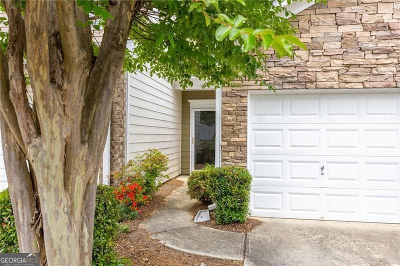 2 bedroom, 2.5 bathroom, 1,622 sq ft townhouse for sale at 124 Flatwood Trail, Marietta, GA 30066 — photo 2