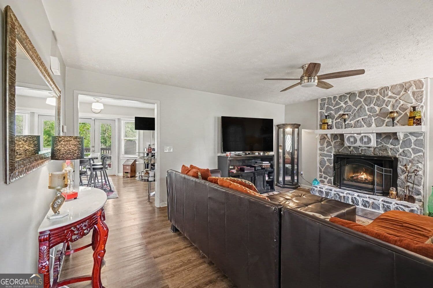 3 bedroom, 2 bathroom, 2,239 sq ft single family residence for sale at 481 Don Circle, Marietta, GA 30064 — photo 5