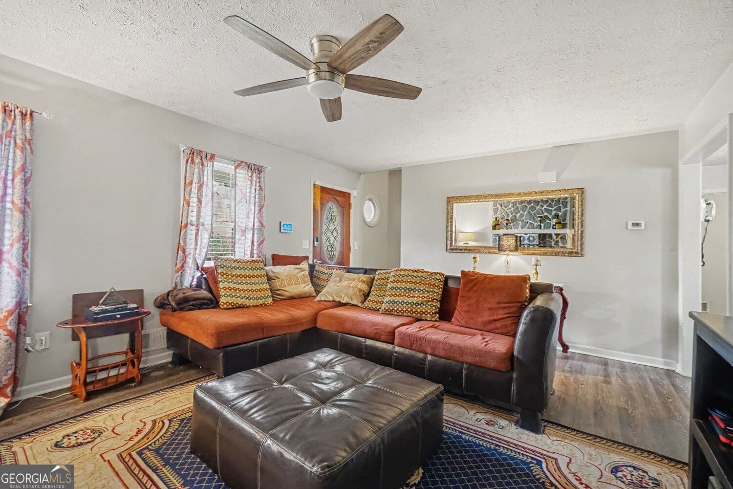 3 bedroom, 2 bathroom, 2,239 sq ft single family residence for sale at 481 Don Circle, Marietta, GA 30064 — photo 8