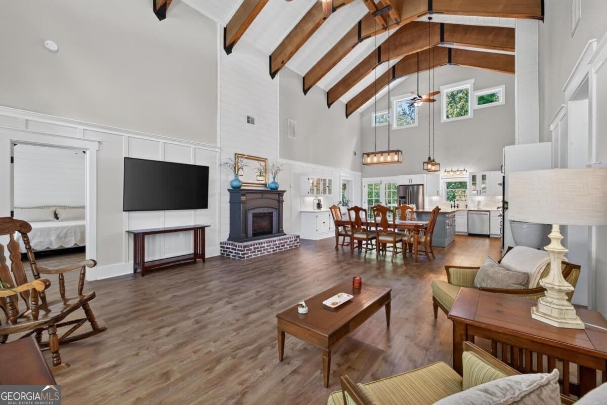 3 bedroom, 2 bathroom, 2,080 sq ft single family residence for sale at 1331 Heidi Trail, Buckhead, GA 30625 — photo 8