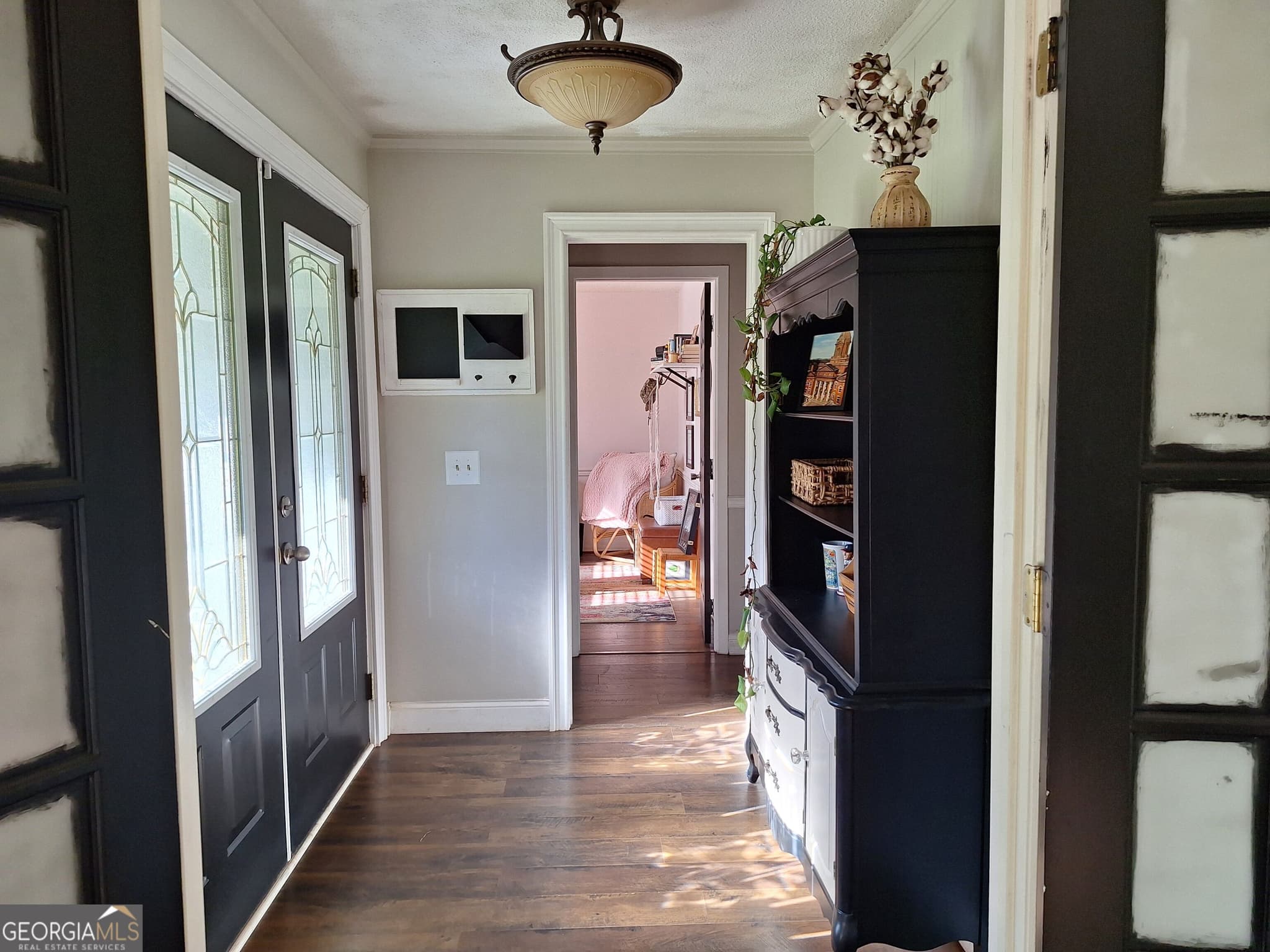 3 bedroom, 2 bathroom, 1,858 sq ft single family residence for sale at 631 Todd Circle, Warner Robins, GA 31088 — photo 2