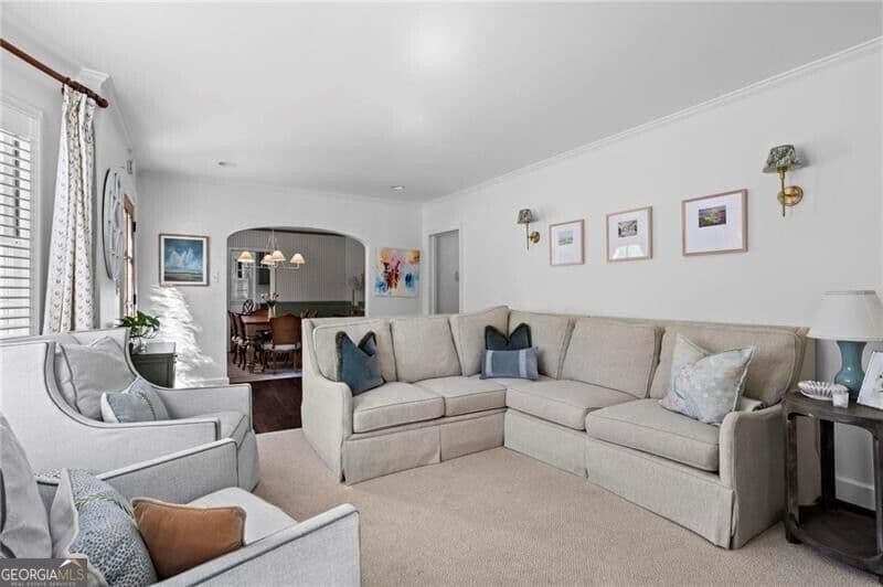 3 bedroom, 2 bathroom, 1,996 sq ft single family residence for sale at 2070 Fairhaven Circle, Atlanta, GA 30305 — photo 8