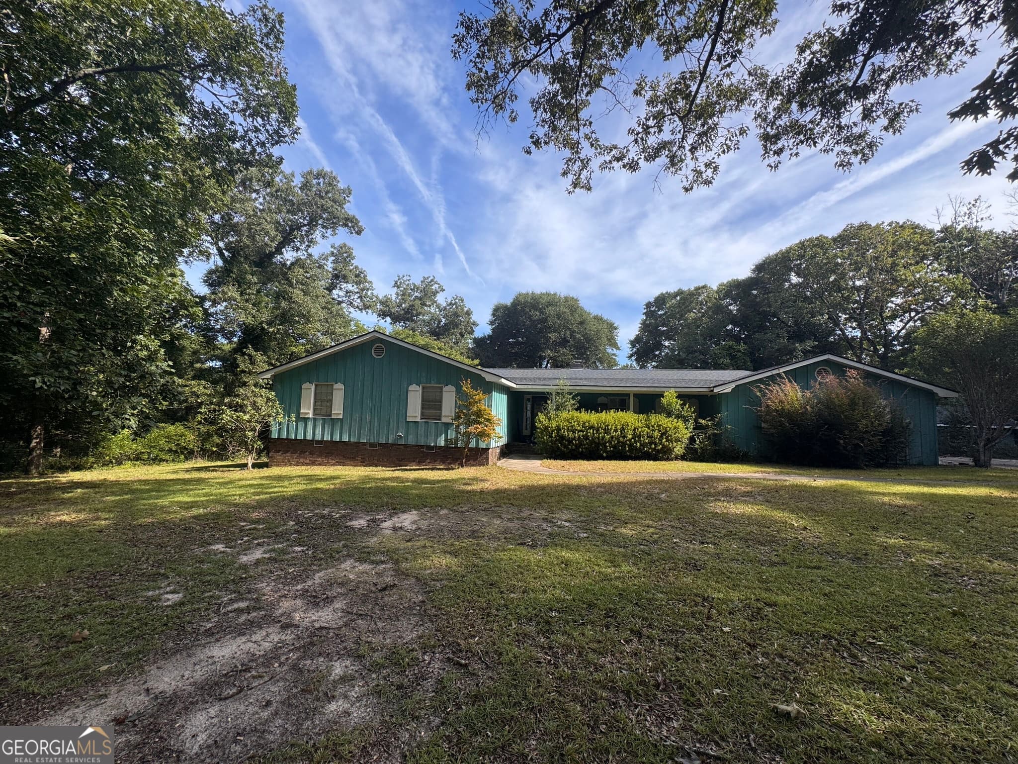 3 bedroom, 2 bathroom, 2,941 sq ft single family residence sold at 110 Bayview Drive, Perry, GA 31069