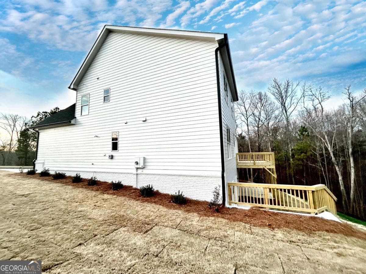 6 bedroom, 4 bathroom, 3,137 sq ft single family residence for sale at 1695 Darby Road, Waleska, GA 30183 — photo 3
