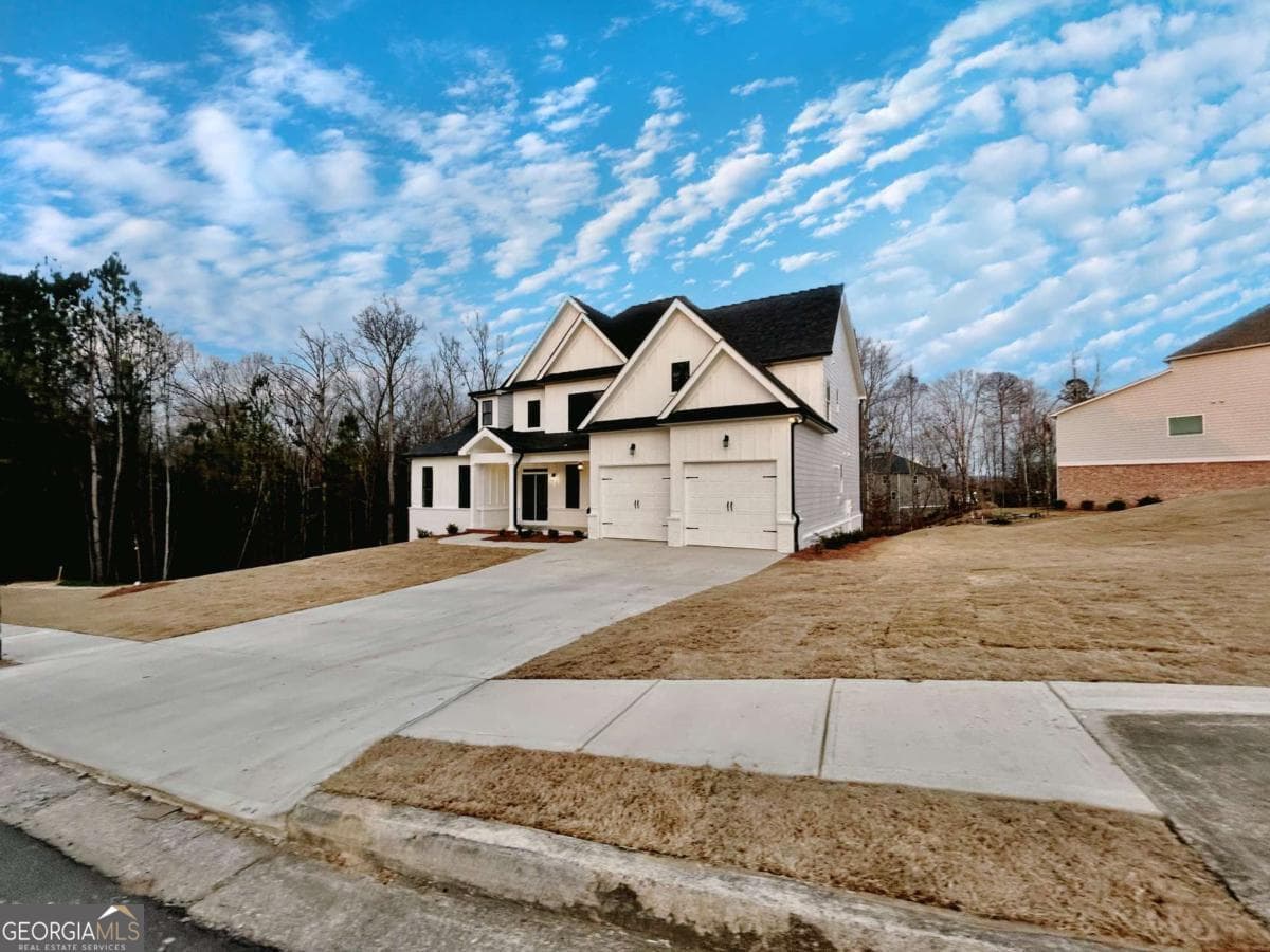 6 bedroom, 4 bathroom, 3,137 sq ft single family residence for sale at 1695 Darby Road, Waleska, GA 30183 — photo 4