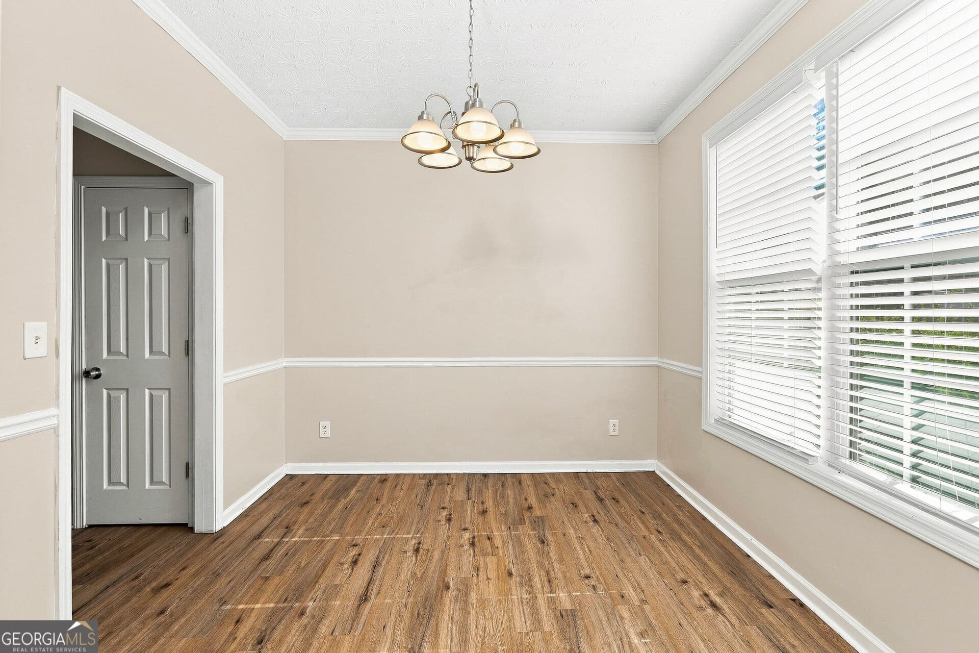 3 bedroom, 2.5 bathroom, 1,820 sq ft single family residence for sale at 182 Wilhelmina Drive, Austell, GA 30168 — photo 7