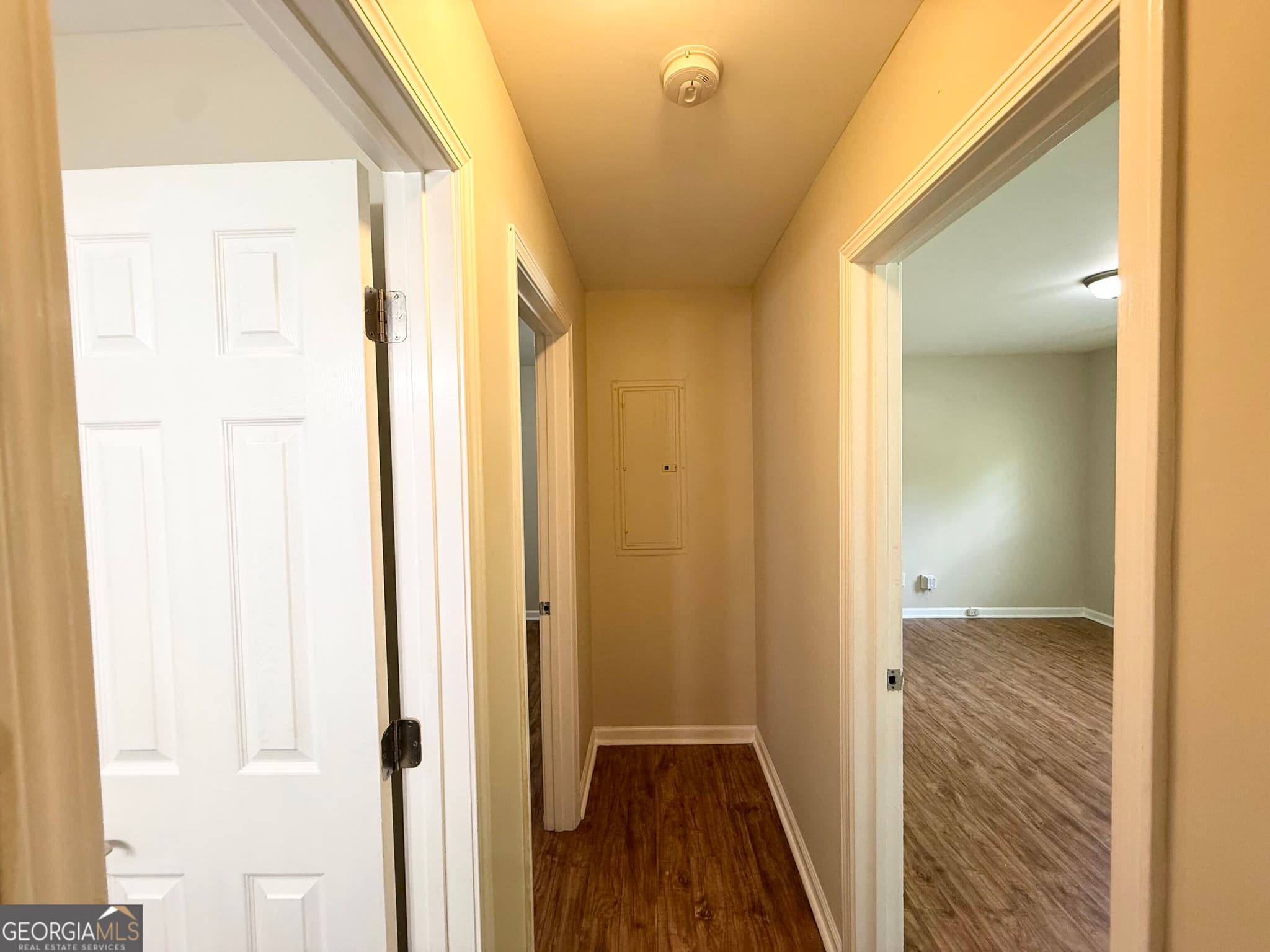2 bedroom, 1 bathroom, 1,056 sq ft single family residence for sale at 2856 Argyle Drive, Atlanta, GA 30318 — photo 8