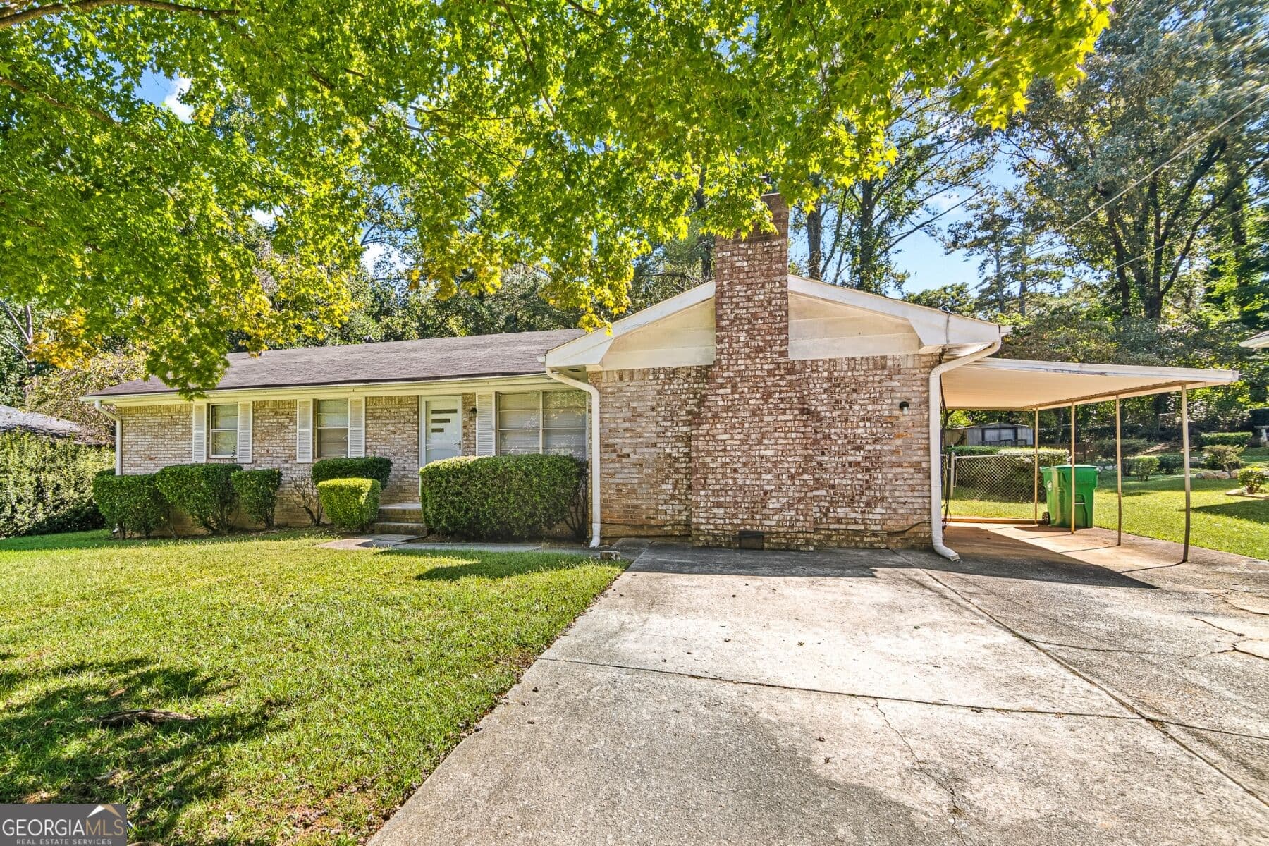3 bedroom, 2 bathroom, 1,587 sq ft single family residence for rent at 1490 High Meadow Drive, Stone Mountain, GA 30083 for $1,595 a month — photo 1 of 19