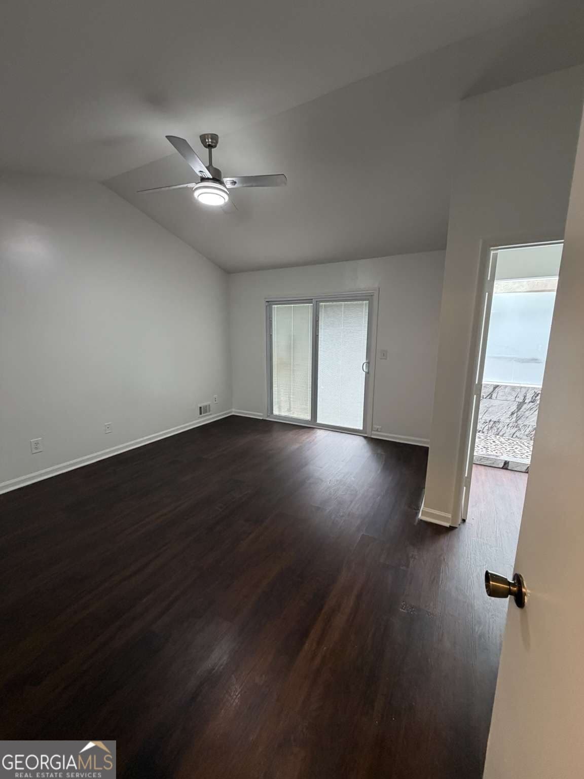 3 bedroom, 2.5 bathroom, 1,504 sq ft townhouse for rent at 3253 Tennington Place, Lawrenceville, GA 30044 for $2,000 a month — photo 6