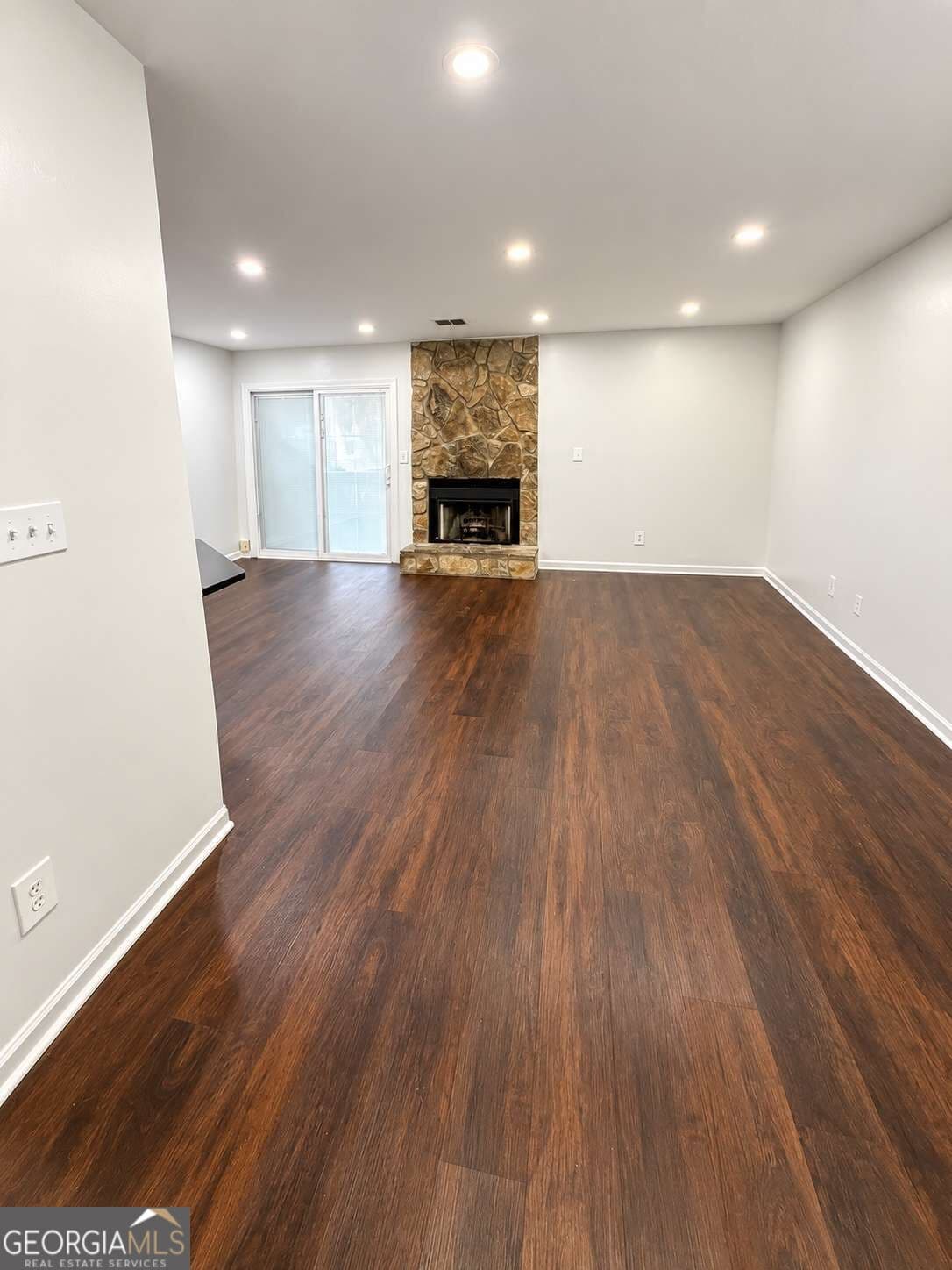 3 bedroom, 2.5 bathroom, 1,504 sq ft townhouse for rent at 3253 Tennington Place, Lawrenceville, GA 30044 for $2,000 a month — photo 3