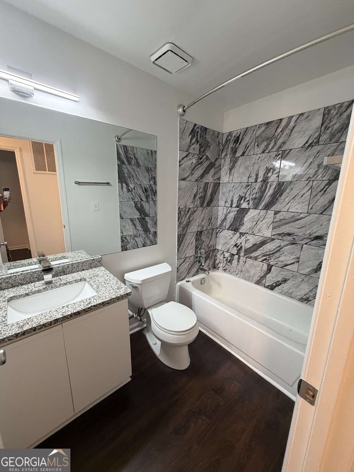 3 bedroom, 2.5 bathroom, 1,504 sq ft townhouse for rent at 3253 Tennington Place, Lawrenceville, GA 30044 for $2,000 a month — photo 9