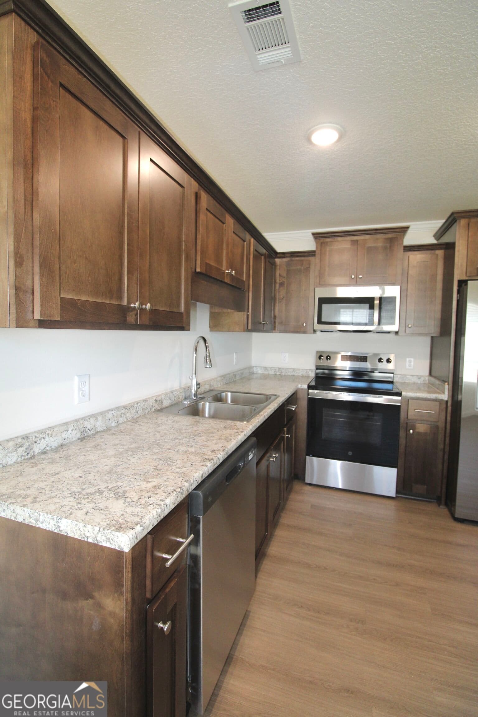 2 bedroom, 2 bathroom, 1,350 sq ft single family residence for rent at 505 Nickies Way, Statesboro, GA 30461 for $1,550 a month — photo 9