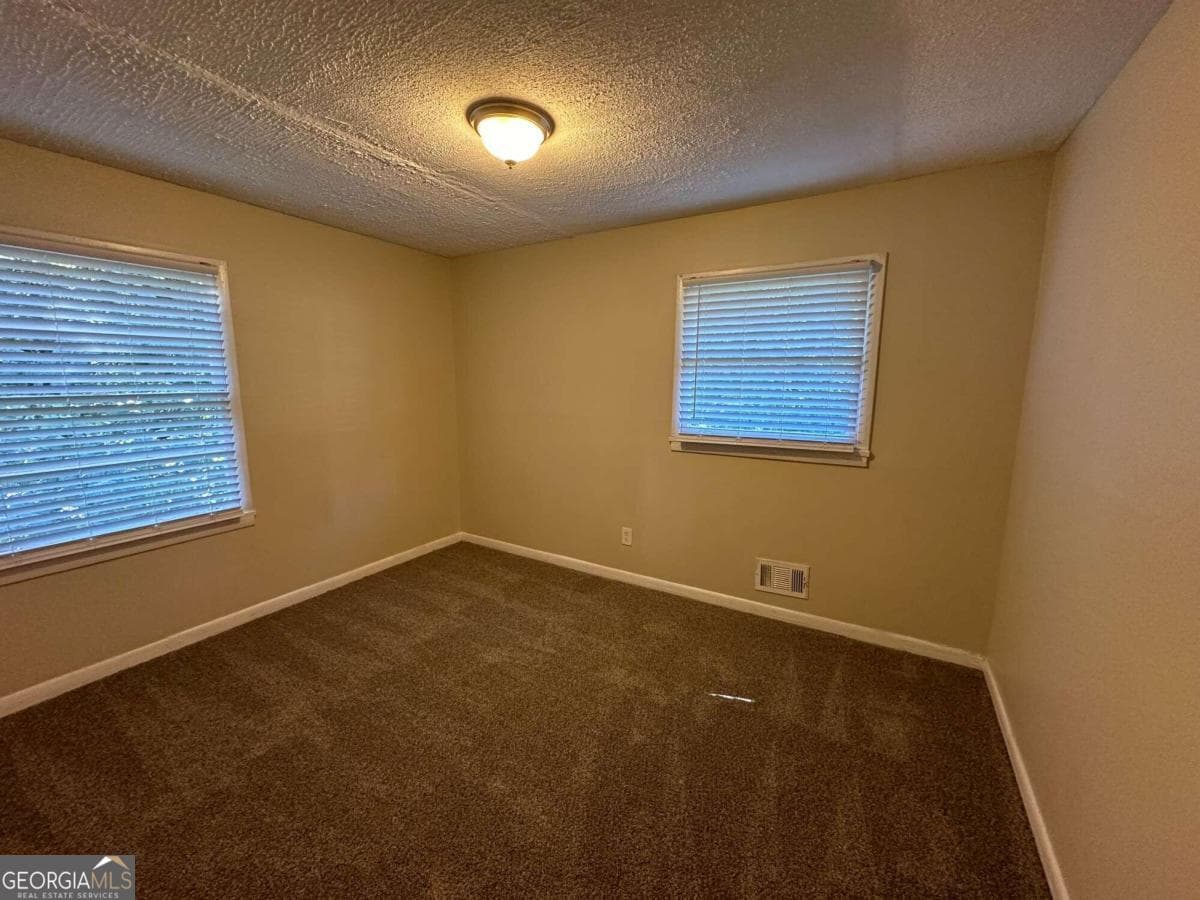 3 bedroom, 1 bathroom, 950 sq ft single family residence for sale at 2213 Westover Drive, East Point, GA 30344 — photo 6