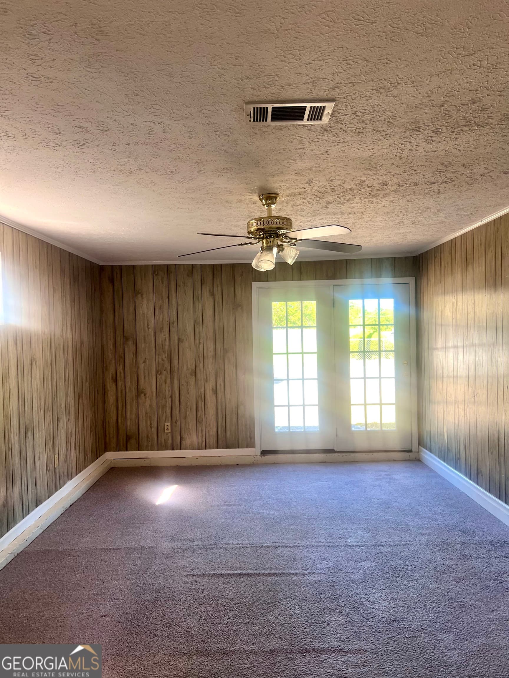 3 bedroom, 2 bathroom, 1,328 sq ft single family residence for sale at 528 Karen Drive, Eastman, GA 31023 — photo 8