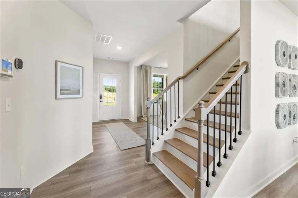 5 bedroom, 4 bathroom, 2,987 sq ft single family residence for sale at 428 Province Court, Canton, GA 30115 — photo 4