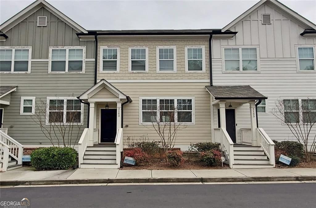 3 bedroom, 3.5 bathroom, 2,400 sq ft townhouse for rent at 2163 Wiggins Walk, Atlanta, GA 30316 for $2,500 a month — photo 1 of 1
