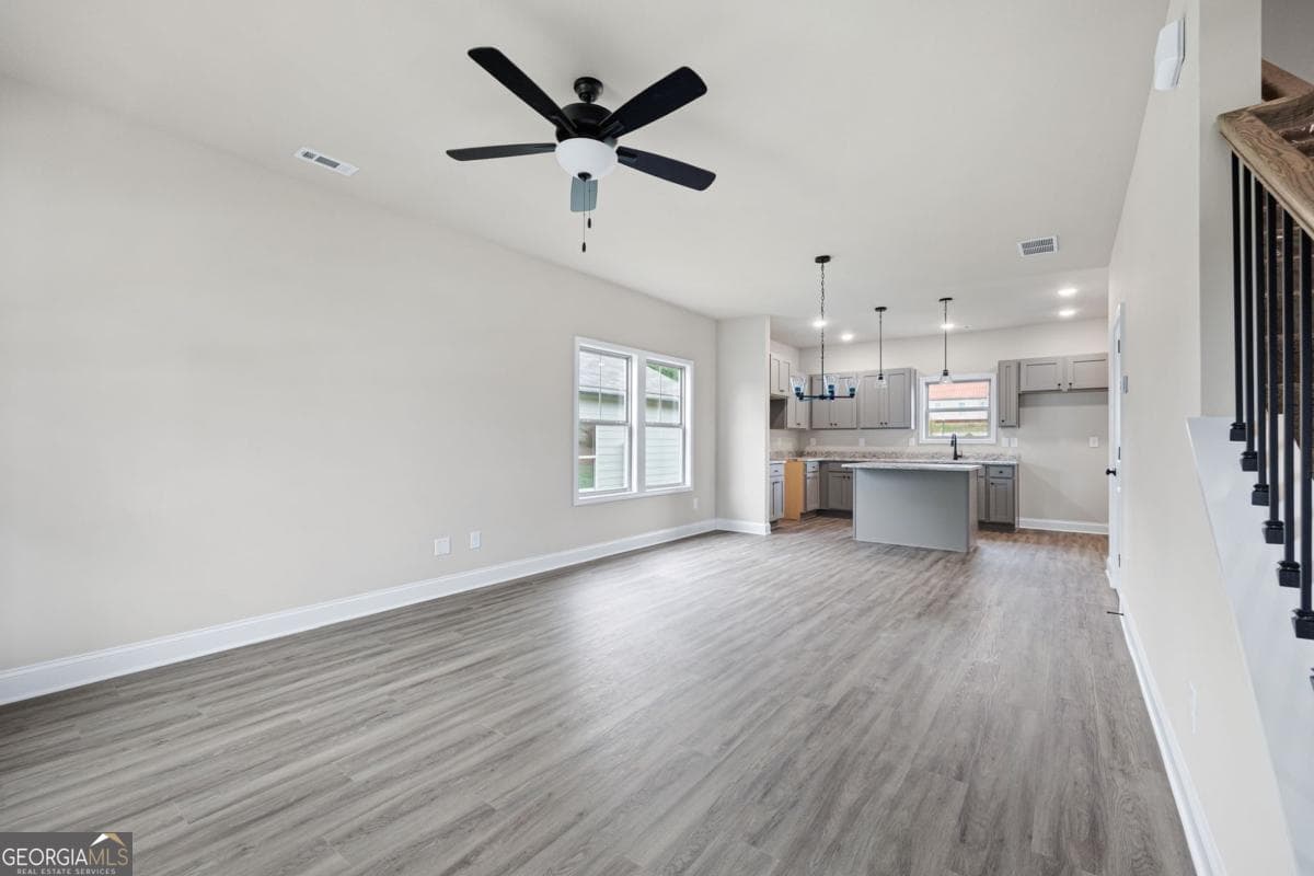 3 bedroom, 2.5 bathroom, 1,369 sq ft single family residence for sale at 107 Winston Way, Carrollton, GA 30117 — photo 4