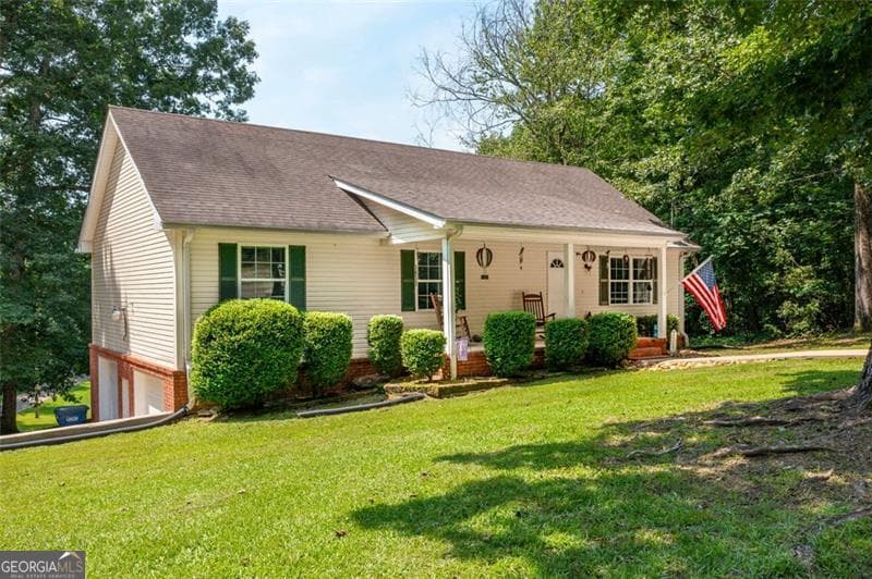 3 bedroom, 2 bathroom, 1,400 sq ft single family residence sold at 1151 GARRISON, Gadsden, AL 35901