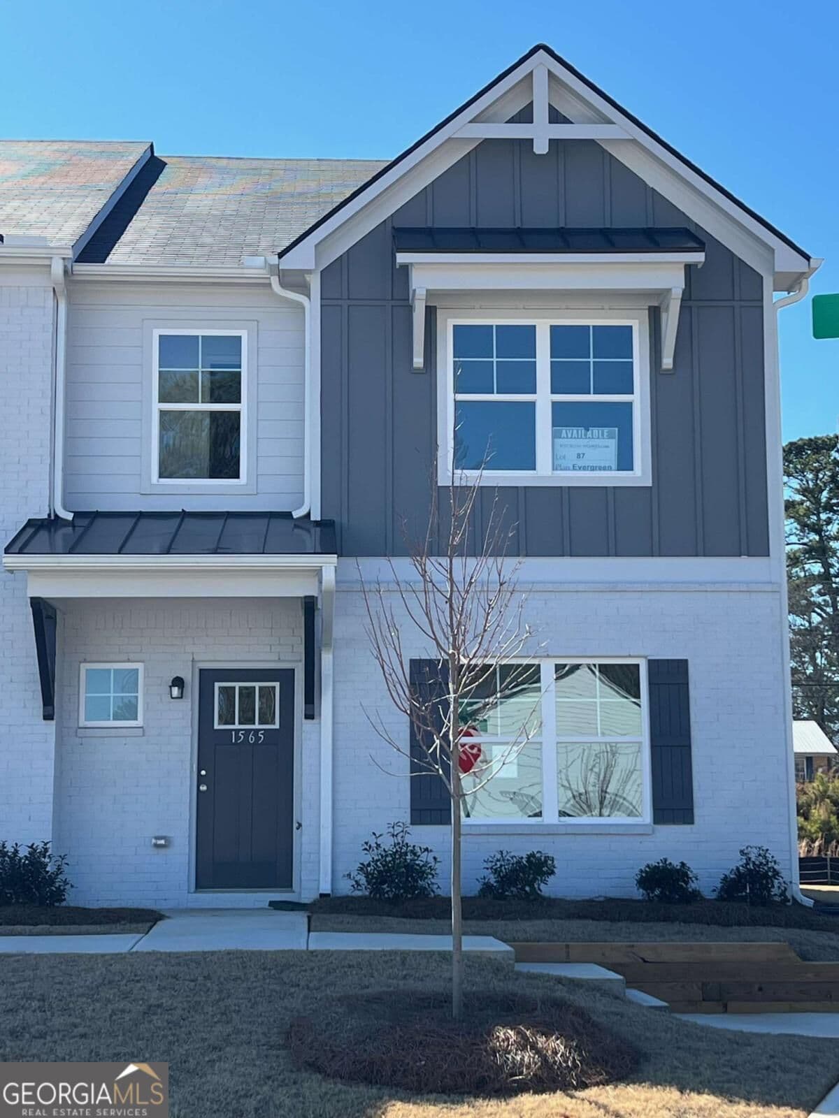3 bedroom, 2.5 bathroom townhouse for sale at 1565 Salem Drive 87, Conyers, GA 30013 — photo 1 of 27