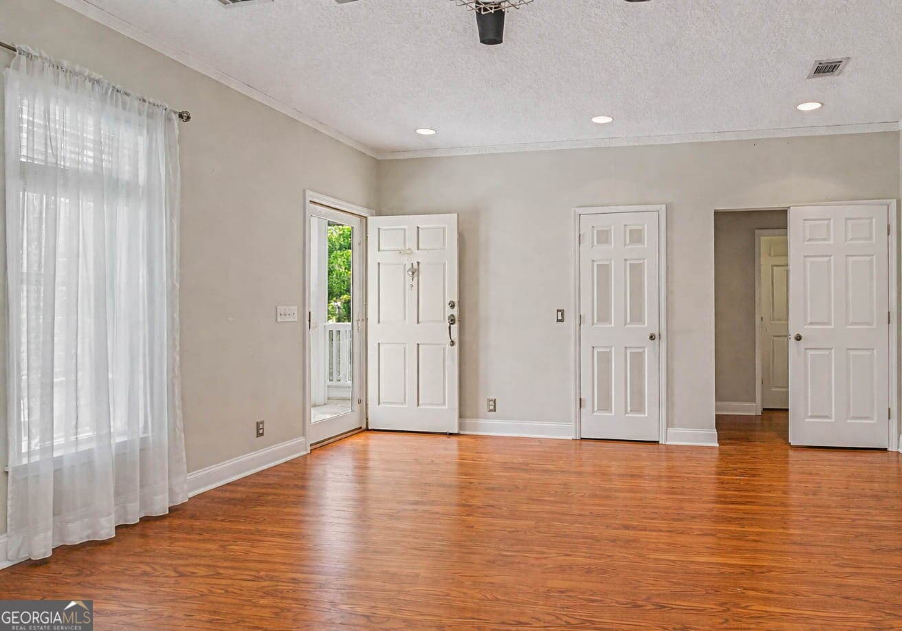 4 bedroom, 3.5 bathroom, 2,642 sq ft single family residence for sale at 154 Buffalo Drive, Brunswick, GA 31523 — photo 7