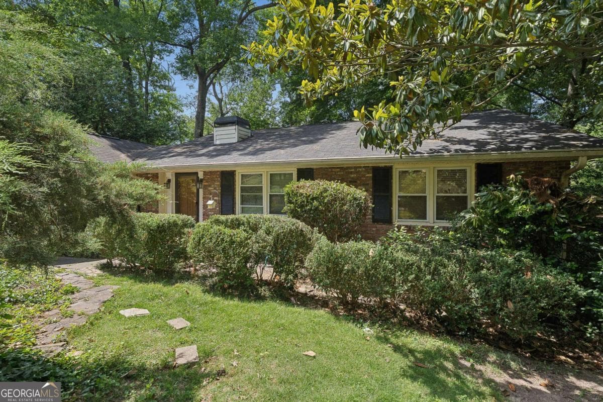 4 bedroom, 3 bathroom single family residence sold at 2108 Arlington Avenue, Atlanta, GA 30324