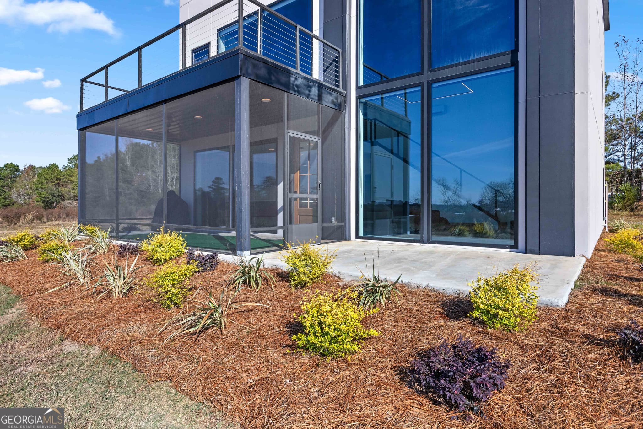 3 bedroom, 2.5 bathroom, 2,160 sq ft single family residence for sale at 4680 Cat Creek Road, Valdosta, GA 31605 — photo 5