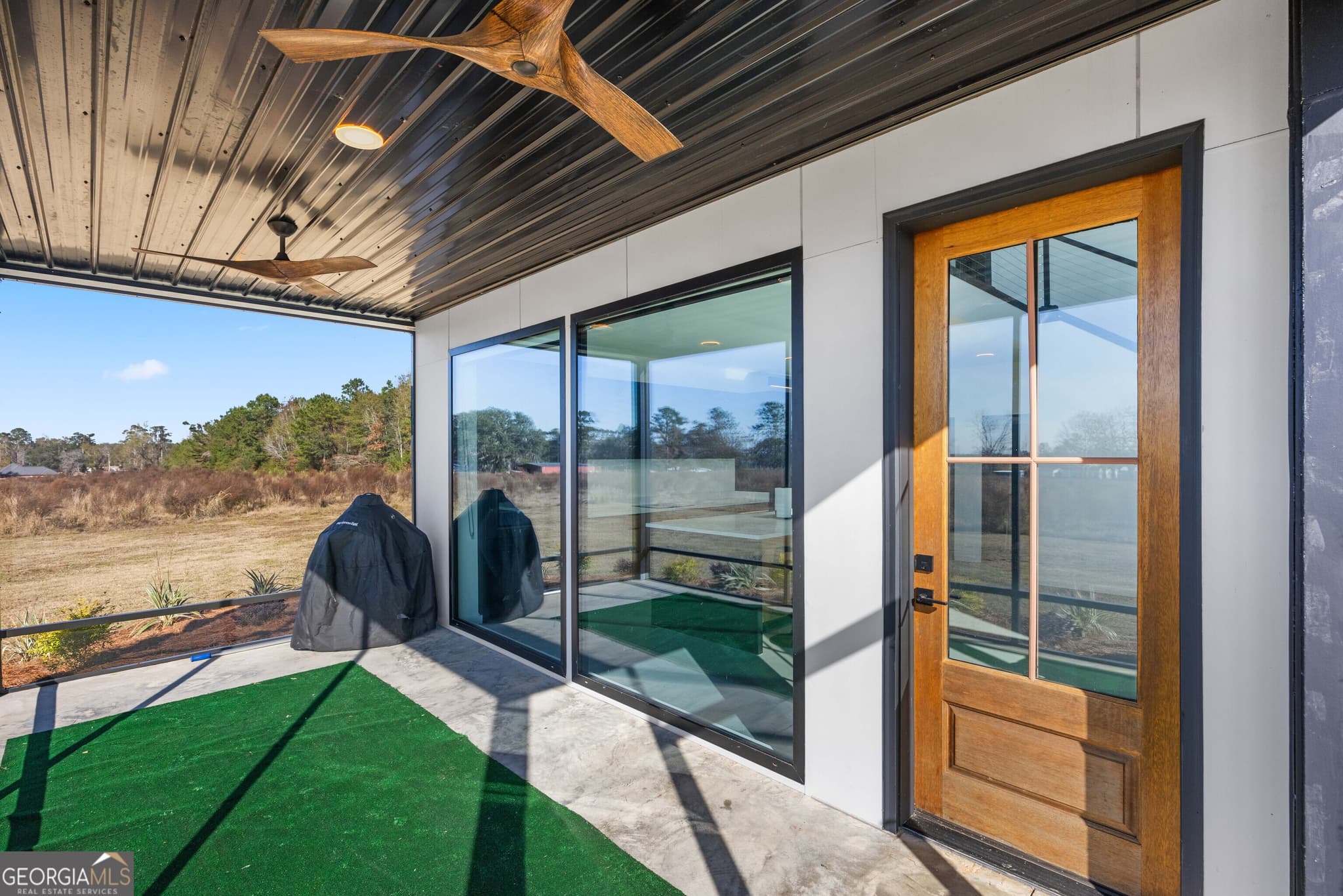 3 bedroom, 2.5 bathroom, 2,160 sq ft single family residence for sale at 4680 Cat Creek Road, Valdosta, GA 31605 — photo 8